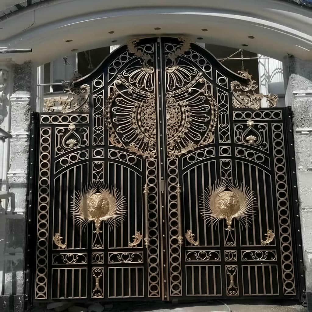 خرید درب فرفورژه ویلا ساده در استان گلستان