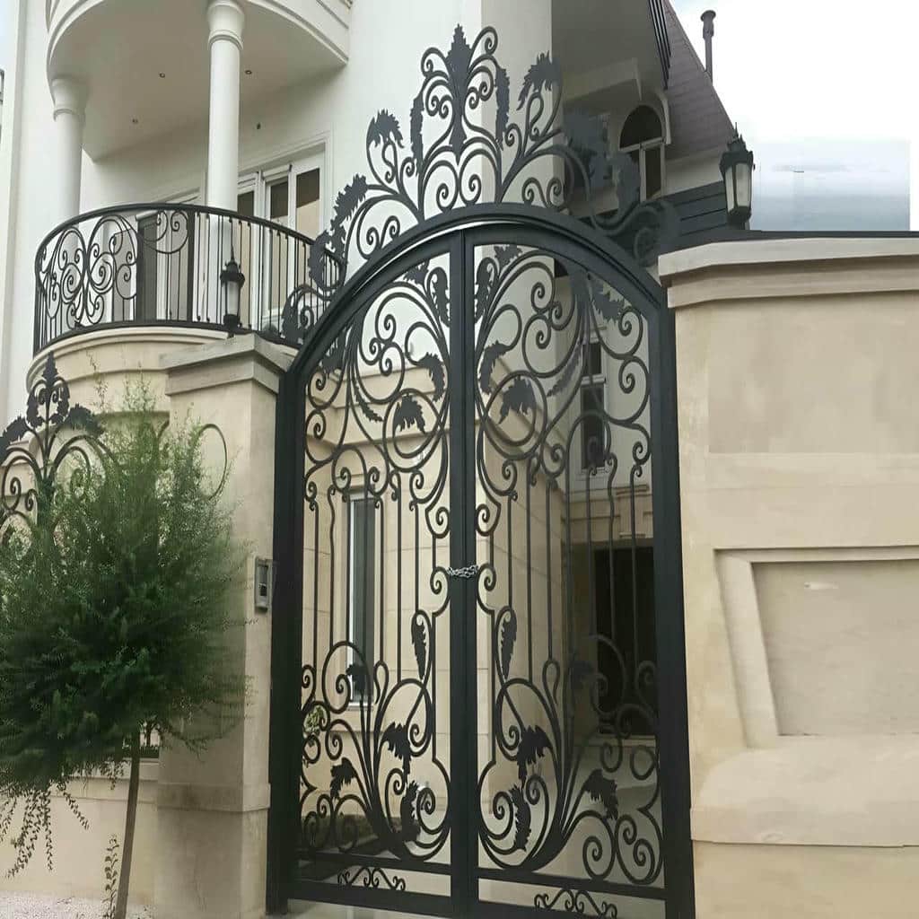 خرید درب پارکینگ لوکس ورودی ویلا با طرح مینیمال