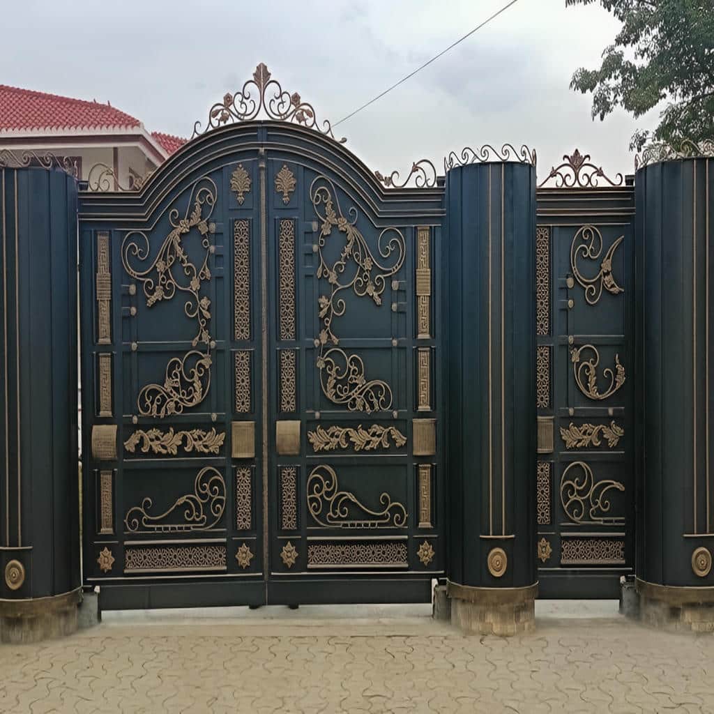 خرید درب فلزی CNC حیاط
