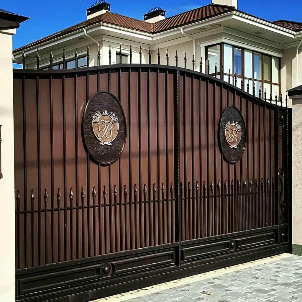 خدمات اندازهگیری درب فلزی پنل مشبک خدمات اندازهگیری درب فلزی پنل مشبک