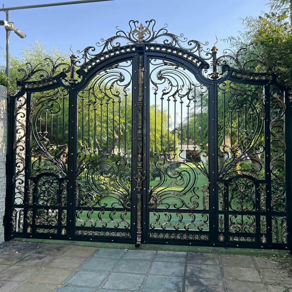 راهنمای انتخاب درب مدرن برای سنگ تیره راهنمای انتخاب درب مدرن برای سنگ تیره